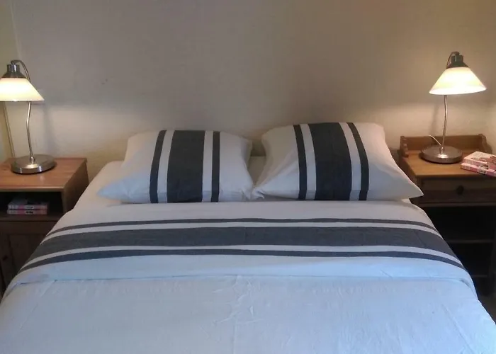 Le Moulin De L'abbe ソレーズ